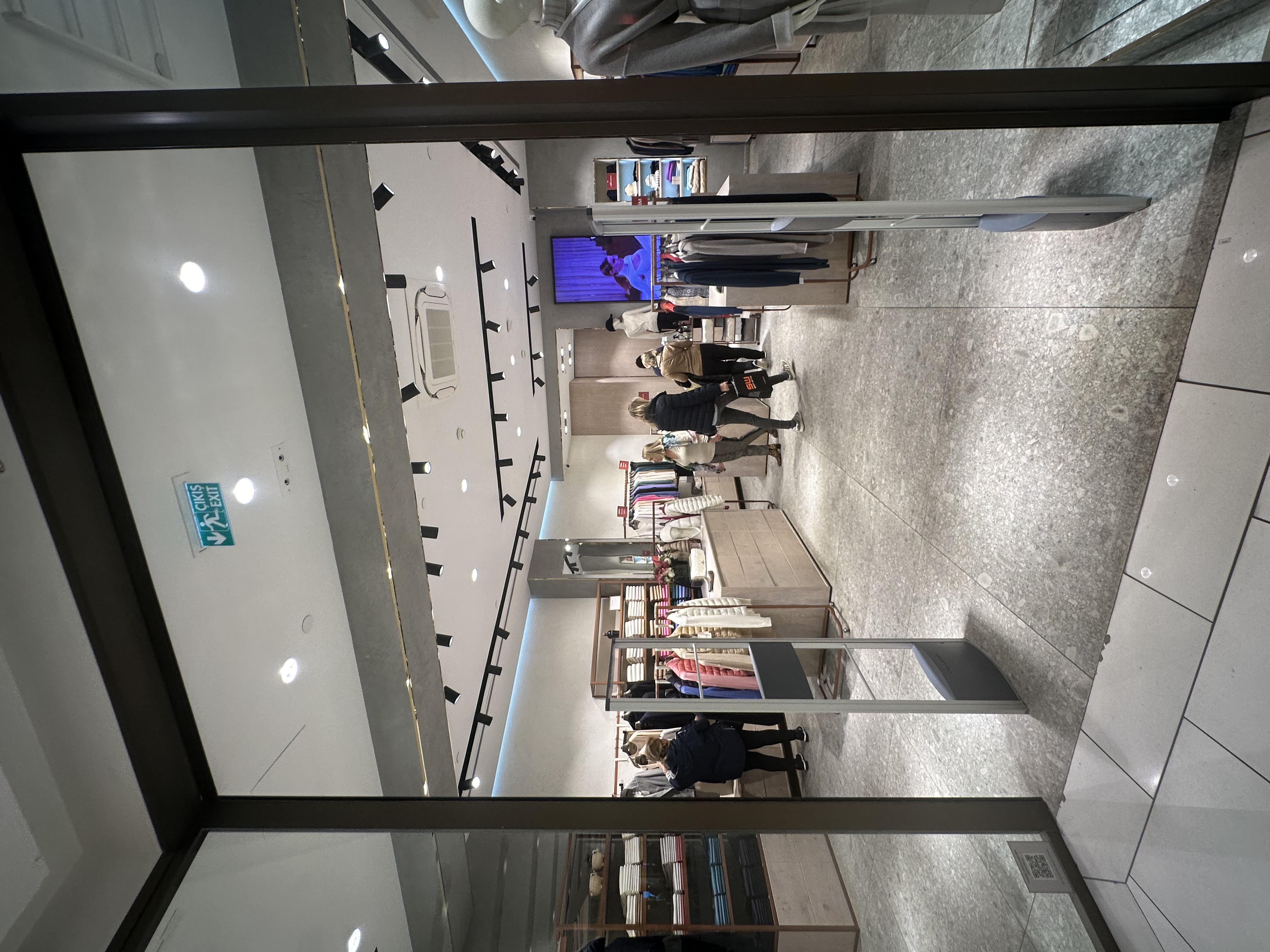 FALCONERI MAĞAZALARI görseli 3