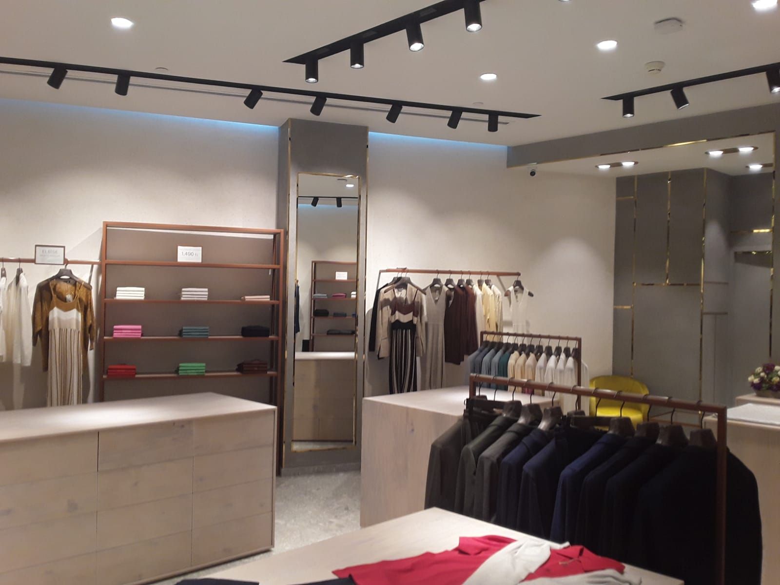 FALCONERI MAĞAZALARI görseli 2