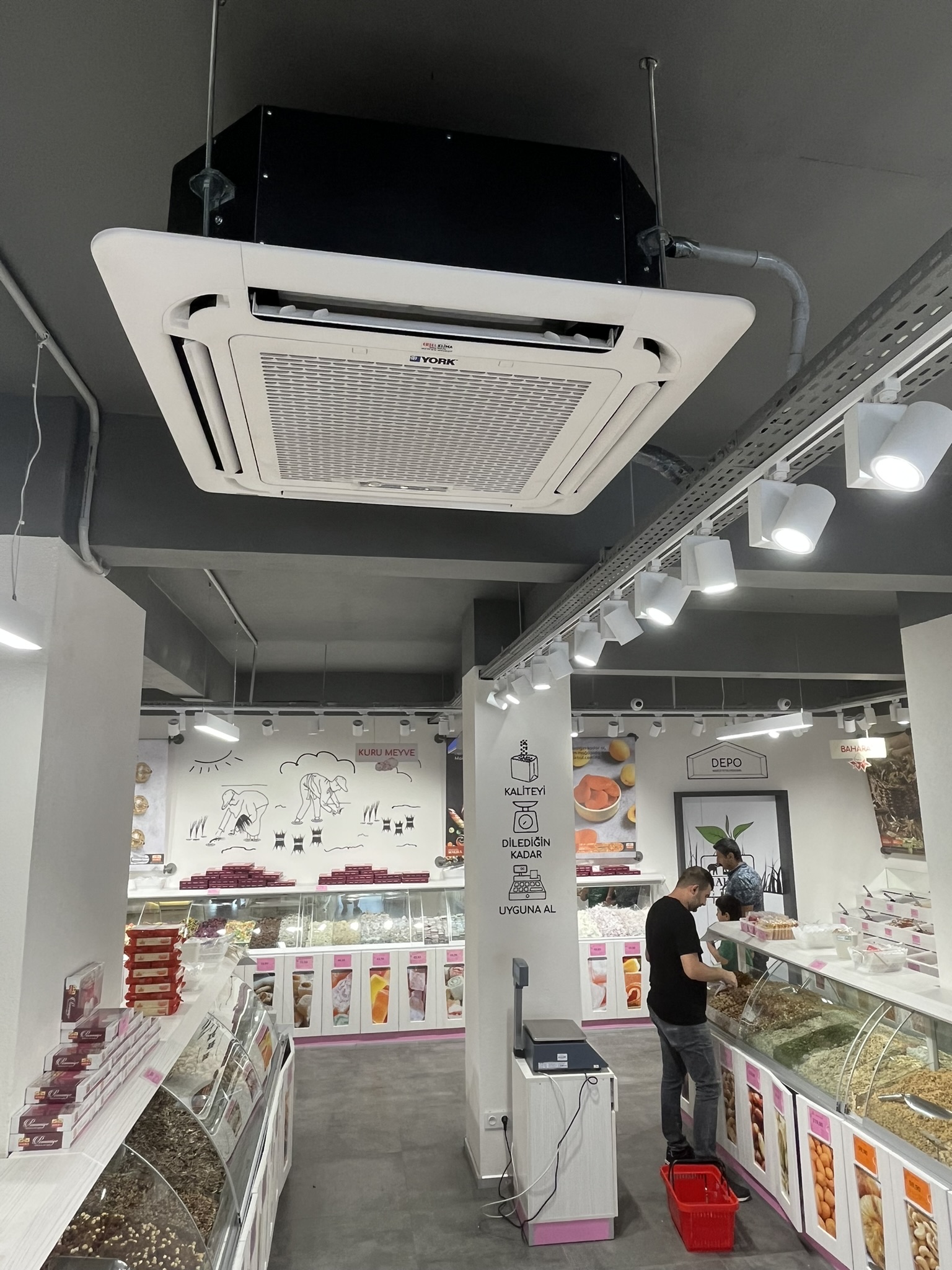 MAKBUL MAĞAZALARI ( 150+) görseli 4